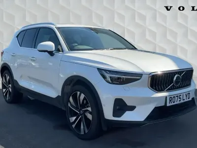 Used Volvo XC40 Ultra 194 HP (142 kW) 2025 White SUV