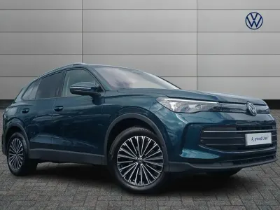 Używany VW Tiguan Match 147 KM (108 kW) 2024 Niebieski SUV