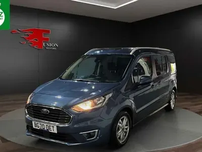 Usado Ford Tourneo Titanium 120 CV (88 kW) 2021 Familiar