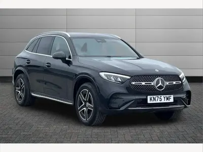 Begagnad Mercedes GLC300e AMG line 308 HK (226 kW) 2025 Svart SUV