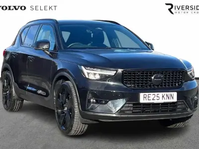 Usado Volvo XC40 Plus 2025 Negro SUV