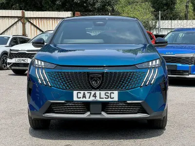 Used Peugeot 3008 GT 134 HP (98 kW) 2025 Blue SUV