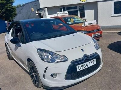Used Citroën DS3 PureTech 82 HP (60 kW) 2014 White Hatchback