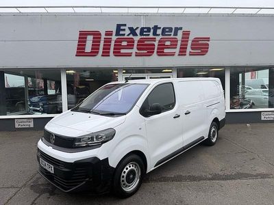 Used Vauxhall Vivaro 143 HP (105 kW) 2024 White MPV