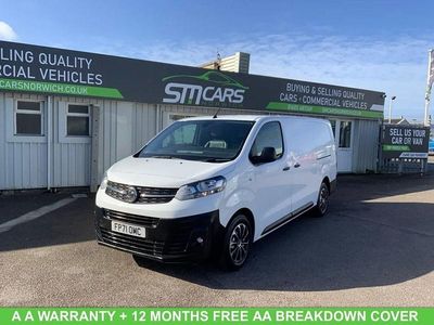 Used Vauxhall Vivaro S 143 HP (105 kW) 2021 White MPV