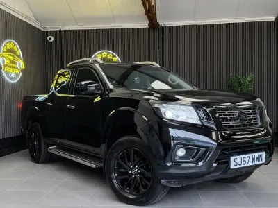 Usado Nissan Navara Tekna 190 CV (139 kW) 2017 Negro Pickup/Camioneta