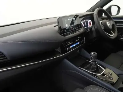 Used Nissan Qashqai Tekna+ 155 HP (114 kW) 2022 Red SUV