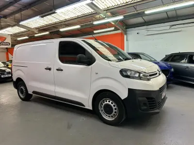Używany Citroën Dispatch 2017 Biały Minivan