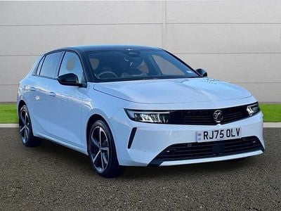 White New 2025 Vauxhall Astra Hatchback | £19,998 (Super price)