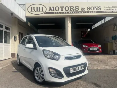 Used Kia Picanto 84 HP (61 kW) 2014 White Hatchback