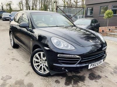 Used Porsche Cayenne 245 HP (180 kW) 2012 Black SUV