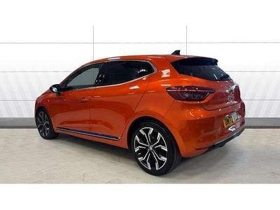 Used Renault Clio V Techno 145 HP (106 kW) 2022 Orange Hatchback