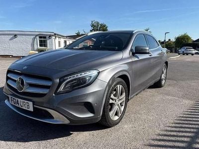 Mercedes GLA220