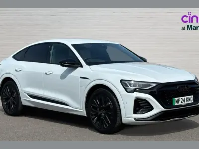 Usado Audi Q8 e-tron Black Edition 250 kW (340 HP) 2024 Branco SUV