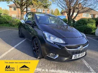 Used Vauxhall Corsa SRi 100 HP (73 kW) 2015 Black Hatchback