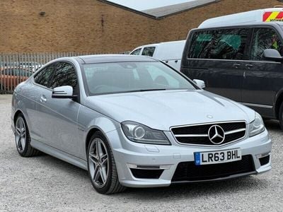 Mercedes C63 AMG