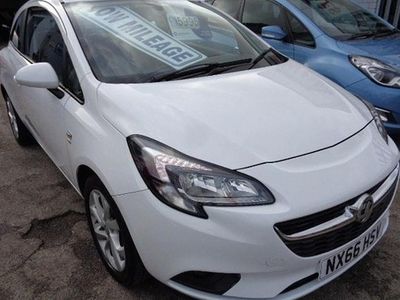 Used Vauxhall Corsa 75 HP (55 kW) 2016 White Hatchback