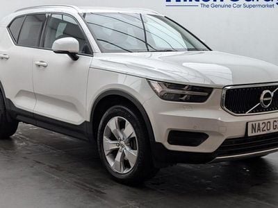 White Used 2020 Volvo XC40 Momentum SUV | £17,950 (Fair price)