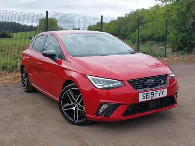 Używany Seat Ibiza FR Sport 95 KM (69 kW) 2019 Czerwony Hatchback