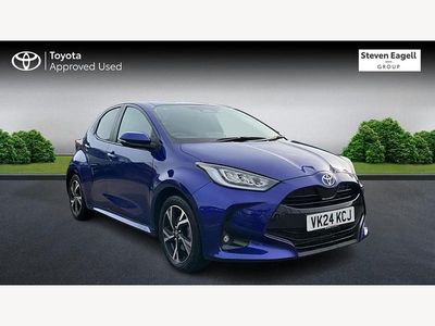Used Toyota Yaris Hybrid Design 2024 Blue Hatchback