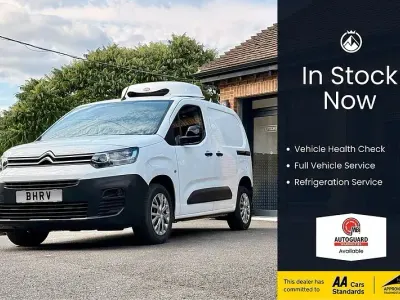 Used Citroën Berlingo 100 HP (73 kW) 2022 White MPV