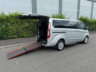 Used Ford Tourneo