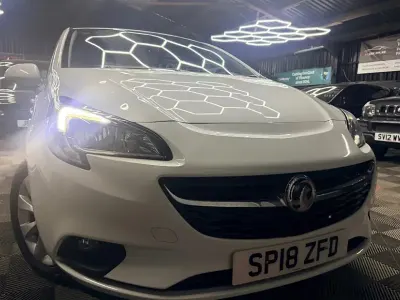 Used Vauxhall Corsa 75 HP (55 kW) 2018 White Hatchback