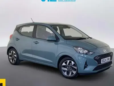 Used Hyundai i10 Advanced 67 HP (49 kW) 2024 Green Hatchback