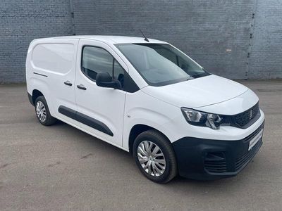 Used Peugeot Partner 2020 White MPV