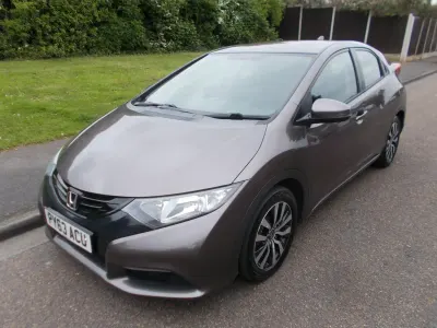 Begagnad Honda Civic SE 120 HK (88 kW) 2014 Brun Halvkombi