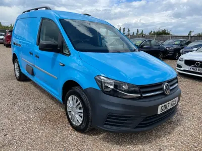 Used VW Caddy Startline 102 HP (75 kW) 2017 Blue MPV