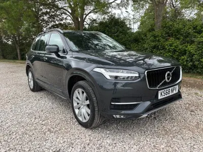 Used Volvo XC90 Momentum 235 HP (172 kW) 2018 Grey SUV