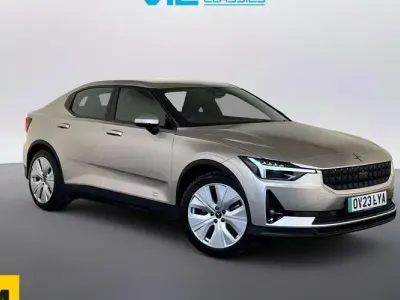 Begagnad Polestar 2 Long Range Single Motor 169 kW (231 HK) 2022 Guld Halvkombi