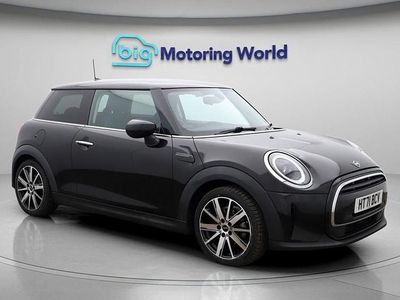 Used Mini Cooper Classic 136 HP (100 kW) 2021 Black Hatchback