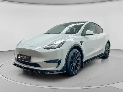 Begagnad Tesla Model Y Long Range AWD 378 kW (514 HK) 2022 Vit SUV