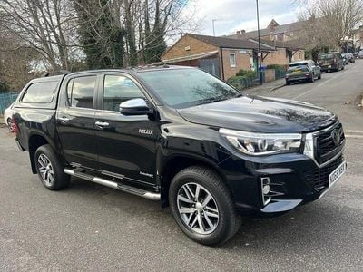 Black Used 2018 Toyota HiLux Pickup | £24,989 (Fair price)