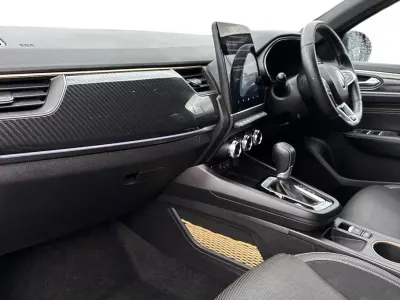 Used Renault Arkana Engineered 140 HP (102 kW) 2023 White SUV