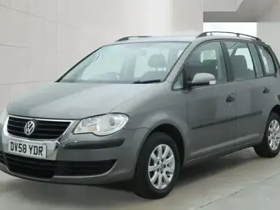 Usado VW Touran S 102 HP (75 kW) 2008 Cinzento Monovolume