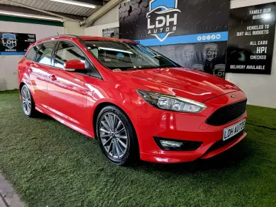 Used Ford Focus ST-Line 140 HP (102 kW) 2018 Red Estate