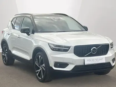 Usado Volvo XC40 247 CV (181 kW) 2018 Blanco SUV
