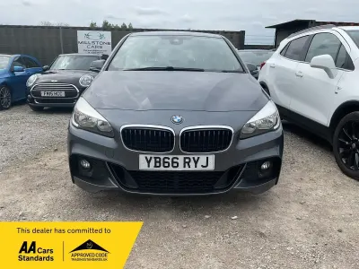 Usado BMW 220 M Sport 2017 Gris Utilitario