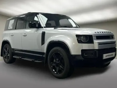 Used Land Rover Defender HSE Dynamic 296 HP (217 kW) 2023 Silver SUV