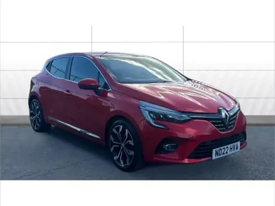 Used Renault Clio SE 90 HP (66 kW) 2022 Red Hatchback