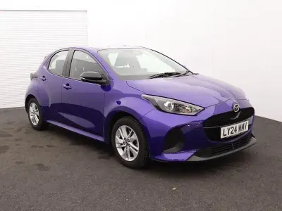 Begagnad Mazda 2 Center-Line 116 HK (85 kW) 2024 Blå Halvkombi