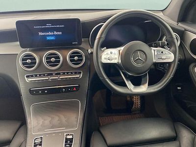 Mercedes GLC300e