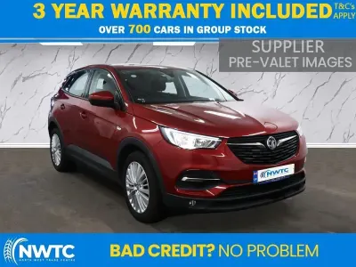 Gebraucht Vauxhall Grandland X S 130 PS (95 kW) 2018 Rot SUV