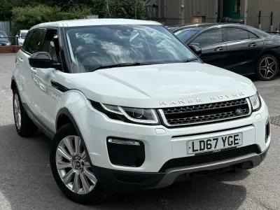 Used Land Rover Range Rover evoque SE 2017 White Estate
