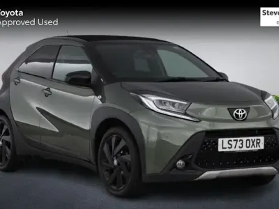 Used Toyota Aygo X 72 HP (52 kW) 2023 Green SUV