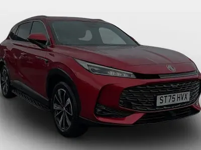 Usado MG HS SE 299 CV (219 kW) 2025 Rojo SUV