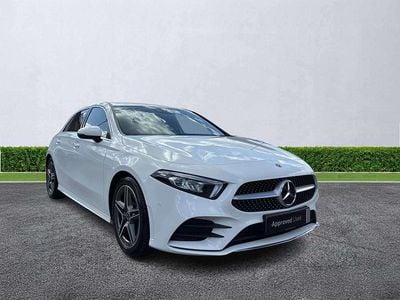 Begagnad Mercedes A200 AMG Line Premium 2020 Vit Halvkombi